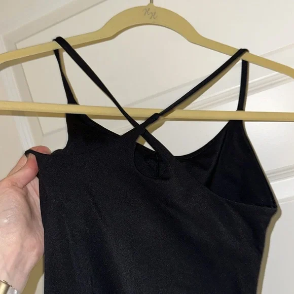 Halara workout dress - Picture 2 of 4